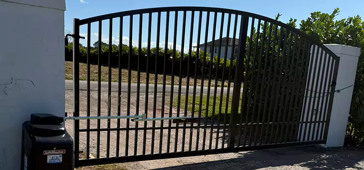 Driveway Fence Repair Rockville